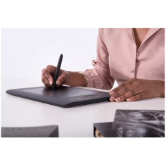Wacom Stifttablet Intuos Pro S / PTH-451-DEIT
